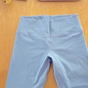 Lululemon Wunder Train High-Rise Tight 25"